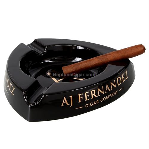 ACCESSORIES AJ Fernandez Luxury Ceramic 3 finger ashtray