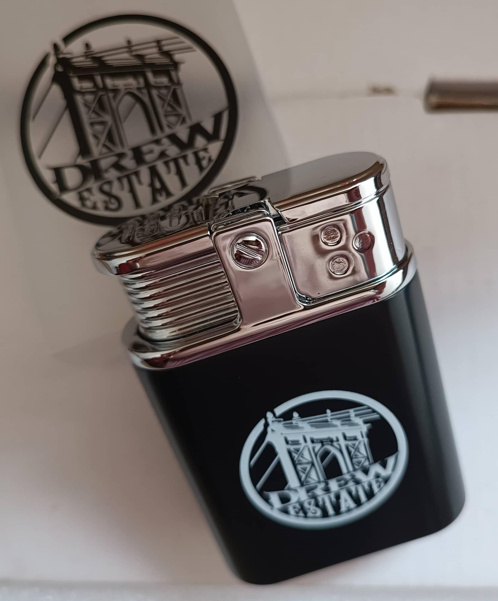 ACCESSORIES Drew Estate sturdy table top lighter 3 torch