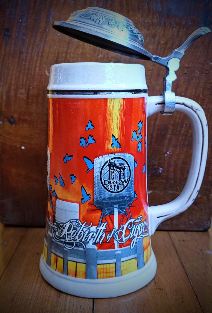 ACCESSORIES Drew Estate, Water Tower Beer Stein Collector's item