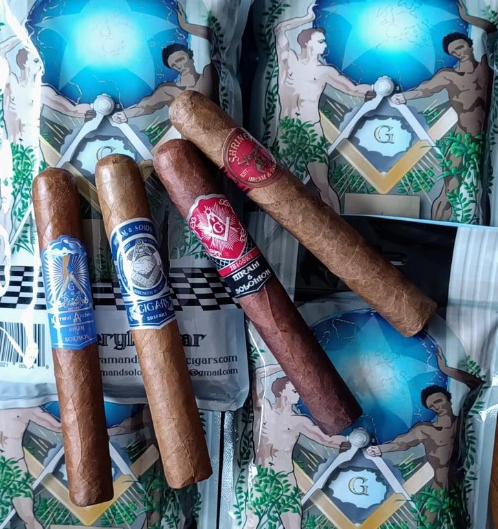 HIRAM & SOLOMON Unity Pack : 4 cigars in a humidified pack /Shriner Veiled Prophet Toro: 6 * 54 Grand Architect Toro: 6 * 52 Unity: Toro 6 * 52