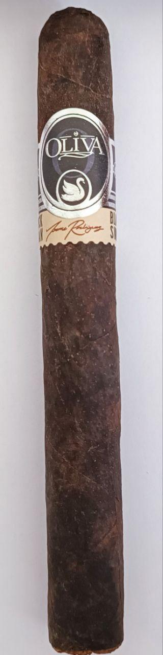 OLIVA Black Swan
