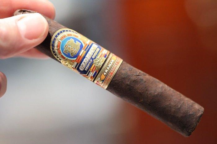 OZGENER FAMILY CIGARS Ozgener Aramas A52