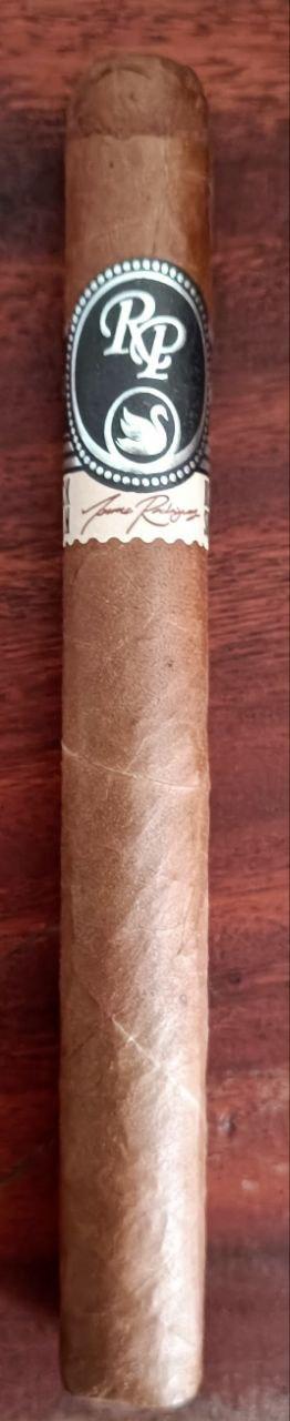 ROCKY PATEL Black Swan